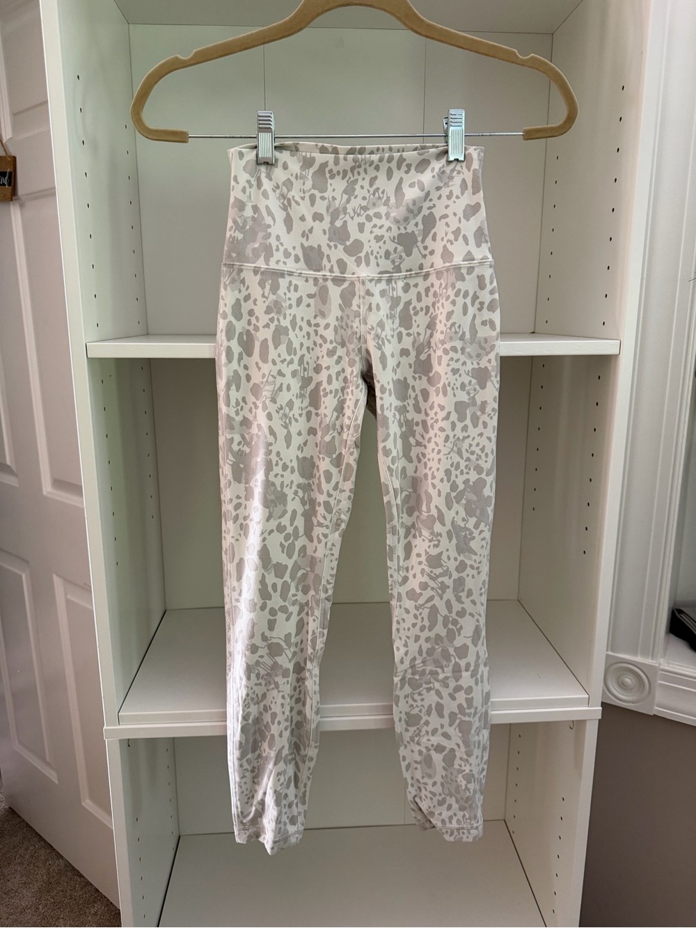Lululemon Leopard Print Leggings